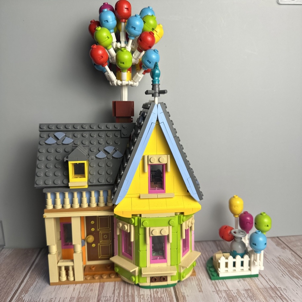 LEGO Disney Up House (43217) - Incomplete No Box, Manual Or Minifigures